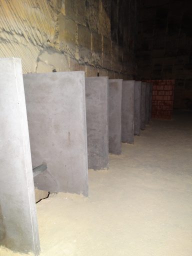 Toilet 2
